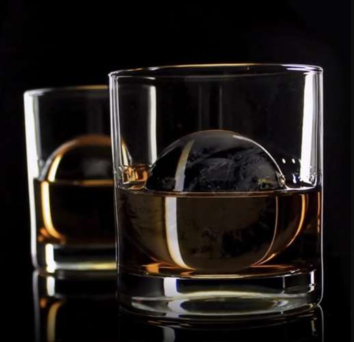 Silikona veidne ledus bumbiņām