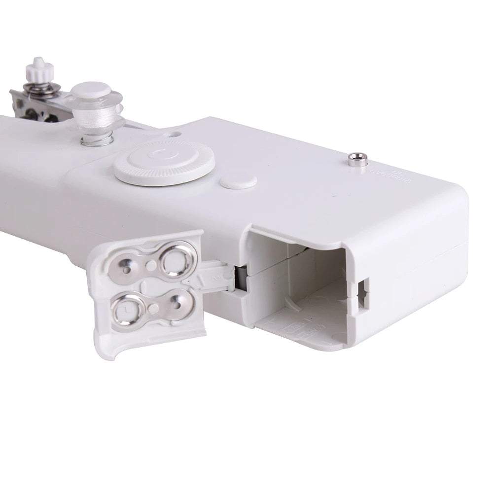 Mini rokas šujmašīna ar baterijām