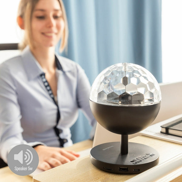 Uzlādējams LED projektors ar skaļruni