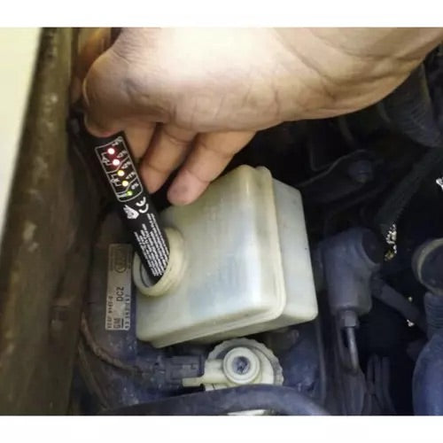 Bremžu šķidruma testeris