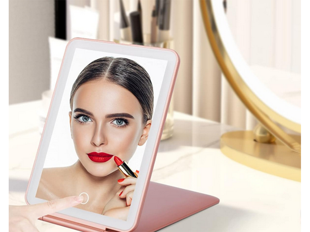 Gaismas diodes apgaismots grima spogulis, salokāms ceļojumu spogulis