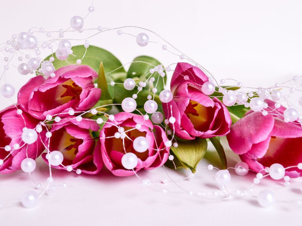 Pērļu baltas lustras pērles Ziemassvētku eglītes ķēdes krelles 8 mm spole 5 m