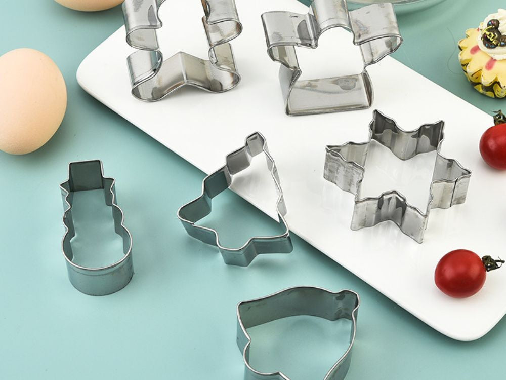 Cepamās pannas 6 gabali Ziemassvētku piparkūku vīriņu komplekts no tērauda