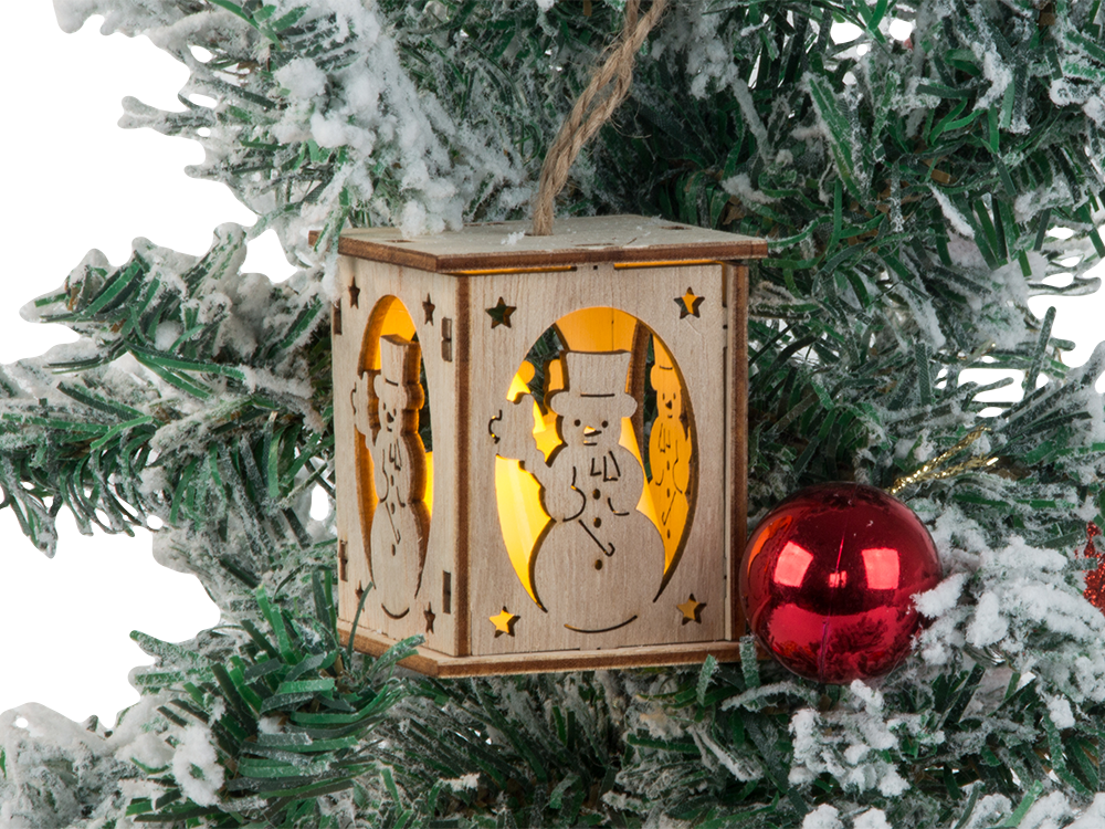 Koka karājas Ziemassvētku eglītes laternas apgaismojums Ziemassvētku rotājums sniegavīrs