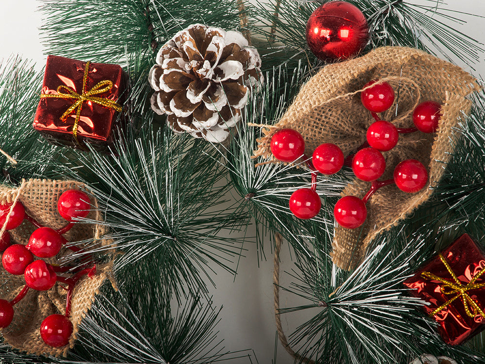 Ziemassvētku vainaga vītne, Ziemassvētku rotājumi, durvju dekors, logs