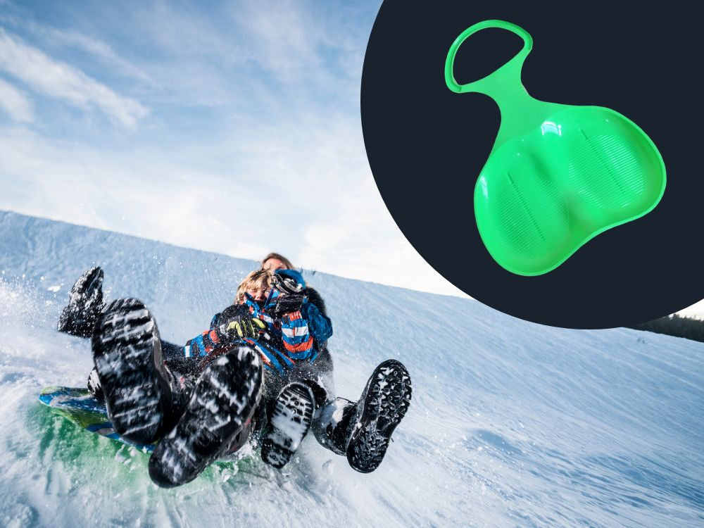 Liels plastmasas ragavu ābolu slidkalniņš sniega slidkalniņš