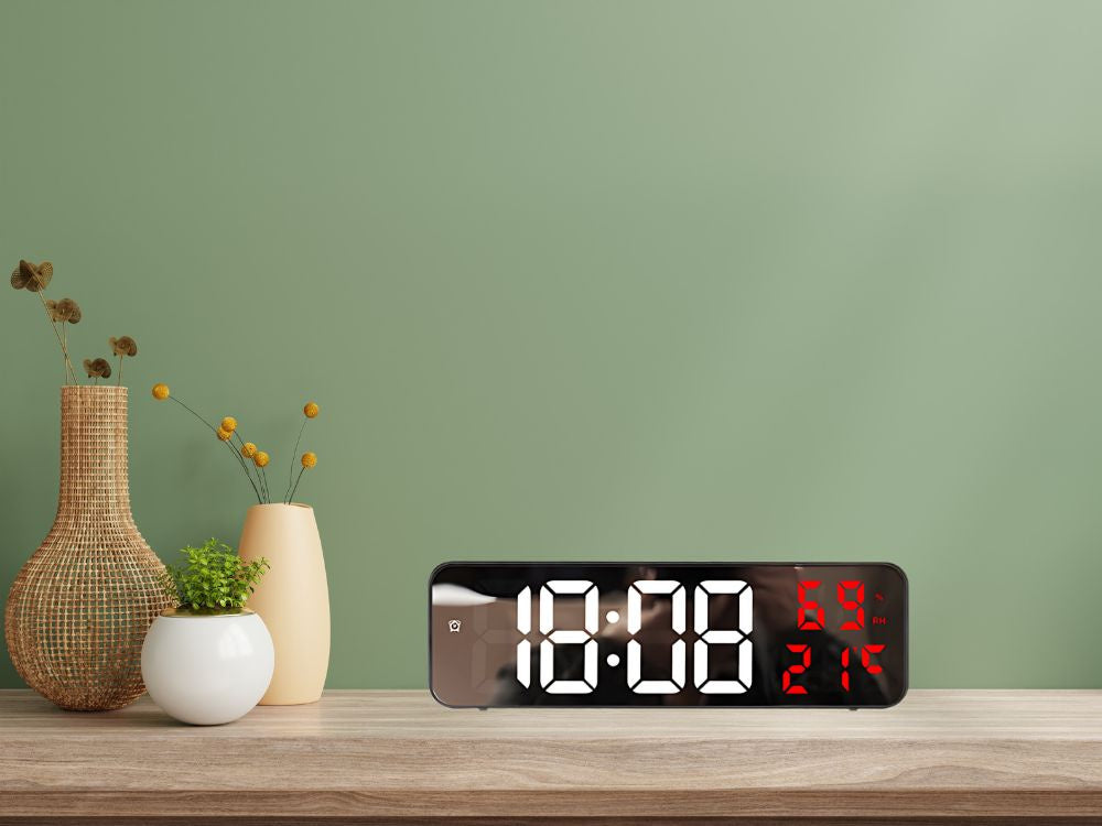 Elektroniskais pulkstenis, digitālais modinātājpulkstenis, termometrs, spogulis, stāvošs, USB baterijas