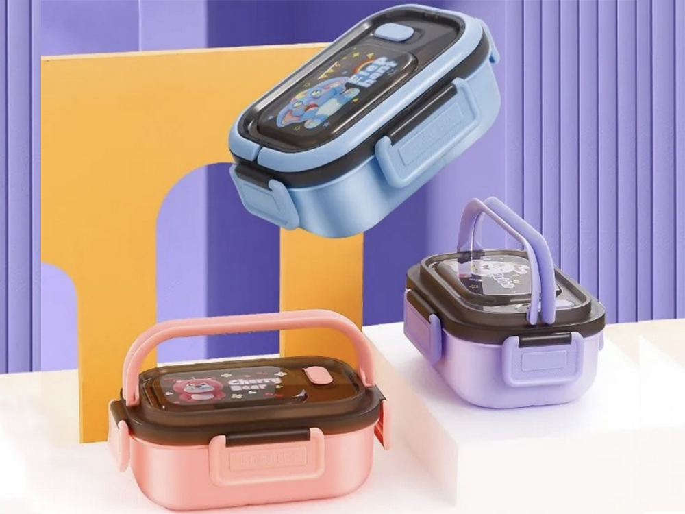 Pusdienu kastes brokastu trauks pusdienām ar nodalījumiem galda piederumiem