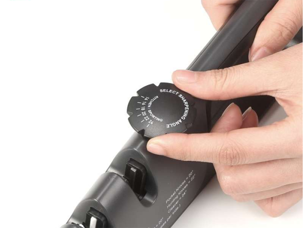 Nažu asināmais virtuves šķērēm ar neslīdošu regulēšanu