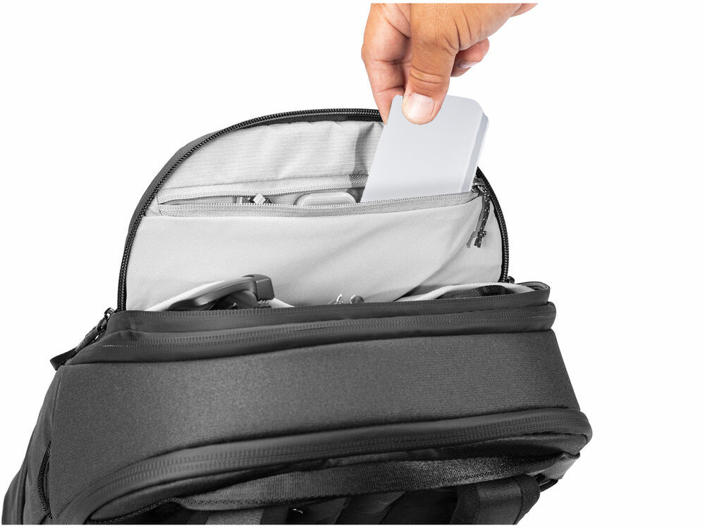 Powerbank 10000mAh 3x USB microUSB 2.1a pārnēsājamais akumulators ar LED lukturīti, jaudīgs un ātrs