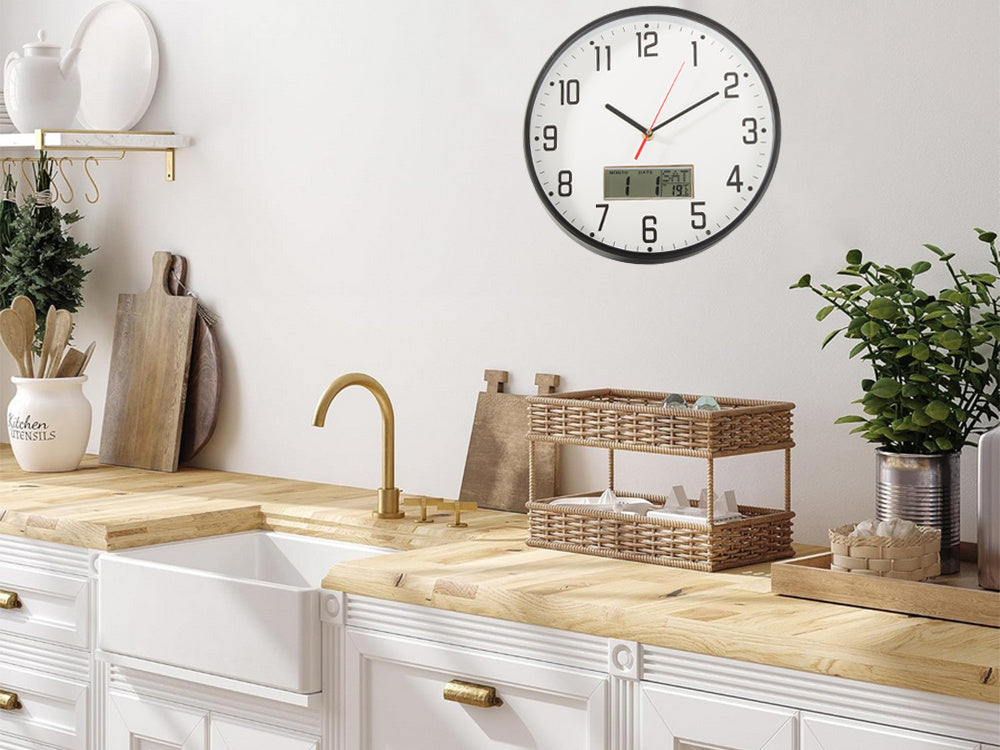 Sienas pulkstenis, liels, kluss, 30 cm, apaļš rādītājs, datums, temperatūra, koks