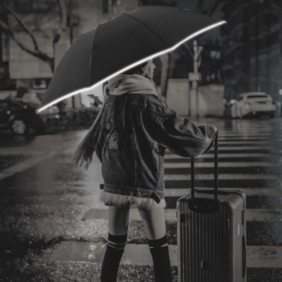 Reverss, automātisks lietussargs melnā krāsā