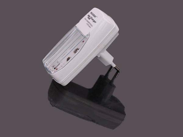 Kontaktligzdas bateriju lādētājs 2x akumulātoriem