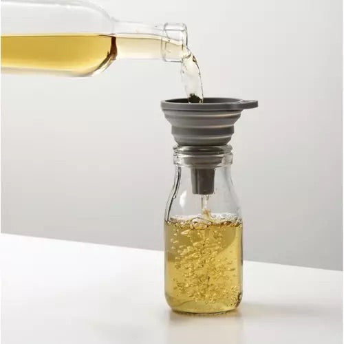 Saliekamā silikona piltuve