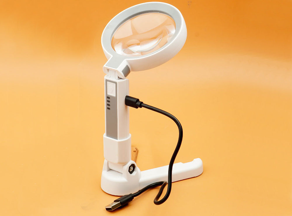 Kosmētiskās lasāmās lampas apgaismojums ar palielināmo stiklu, 20 gaismas diodes