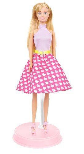 Lelļu māja ar drēbēm un lelli