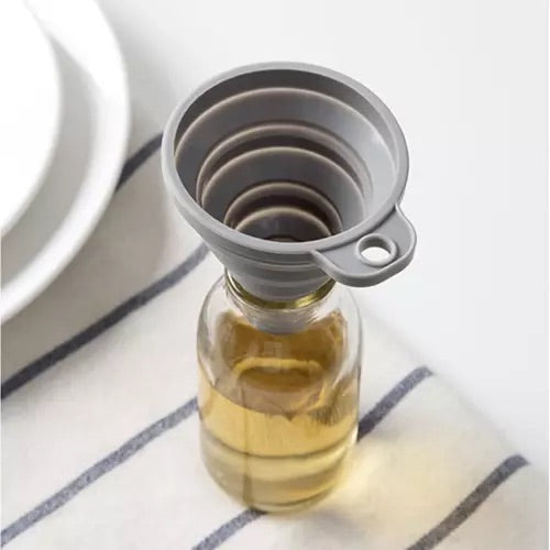 Saliekamā silikona piltuve