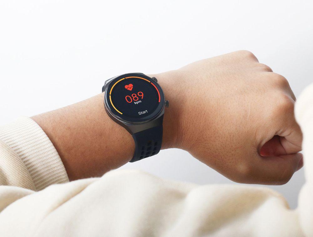 Viedpulkstenis Smart-Watch ūdensizturīgs pedometrs, miega, pulsa mērītājs Q8