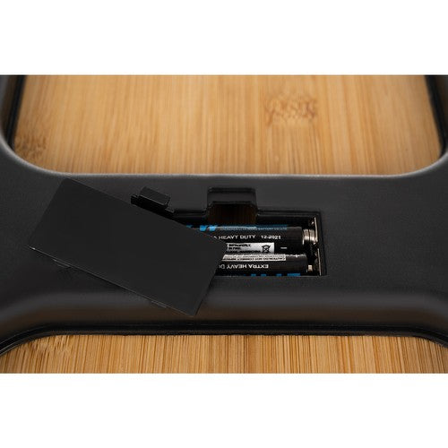 LCD vannas istabas svari - koka