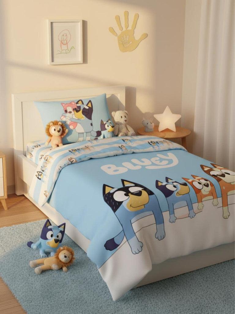 Bluey Family gultasveļas komplekts 140–200 cm, 70x90 cm