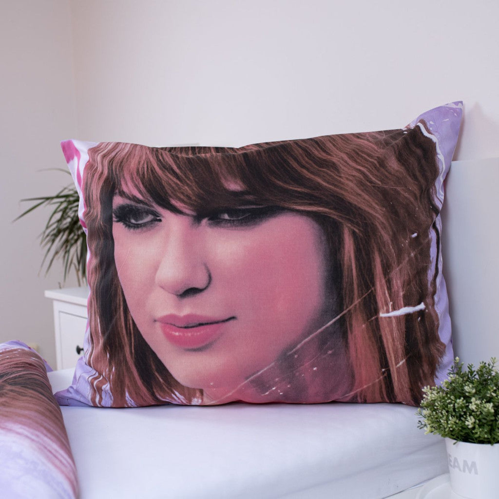 Taylor Swift Swiftie gultasveļas komplekts 140√ó200cm, 70√ó90cm