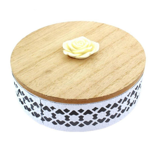 Dekoratīvā kastīte