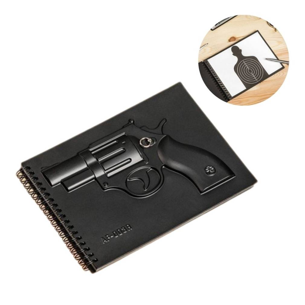 Piezīmju bloks ar ieroča dizainu uz vāka.