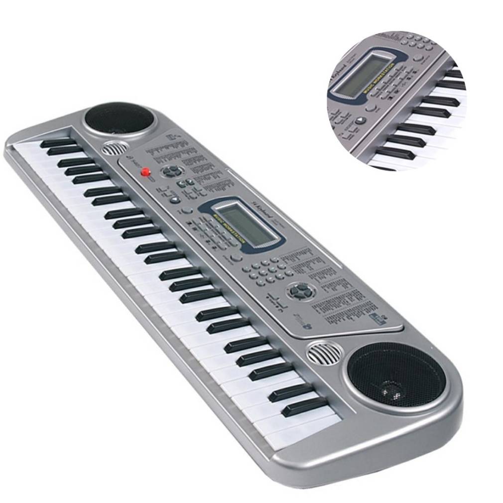 Sintezators ar mikrofonu