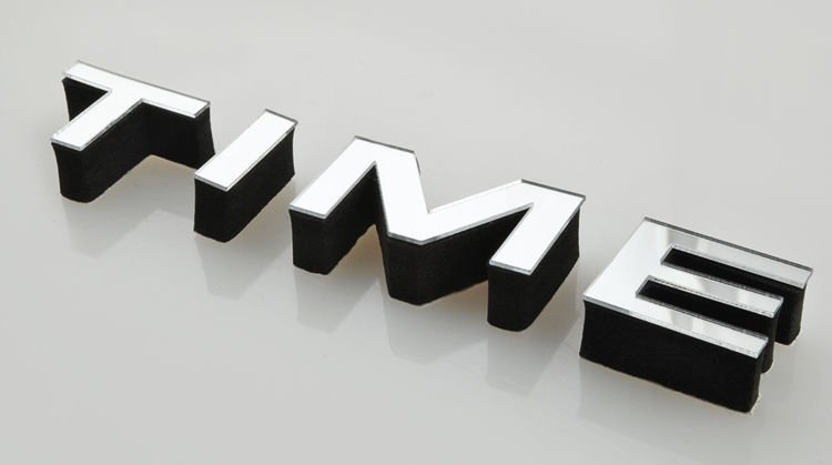 DIY sienas pulkstenis