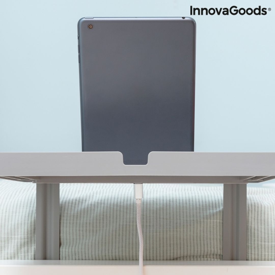 Kompakts universāls piegultas plaukts