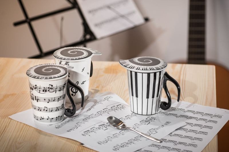 Mūzikas krūze ar vāku - KEYBOARD