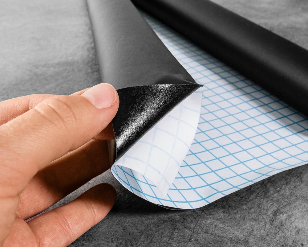 Vinila tāfeles sienas uzlīme ar krītiem