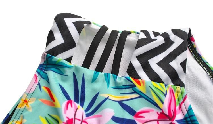 Peldkostīms ar augstu jostasvietu - s