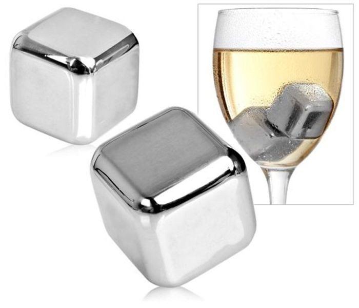 Metāla ledus gabaliņi