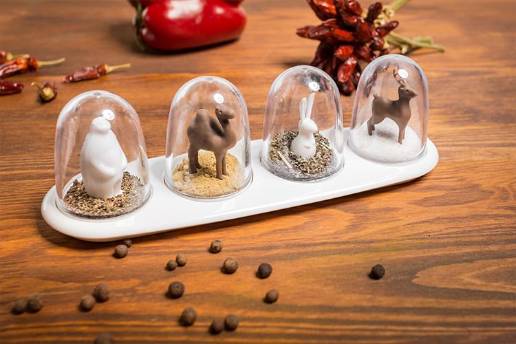 Garšvielu šeikeri - dzīvnieku parāde