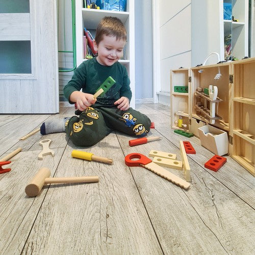 Kaste + koka instrumentu komplekts