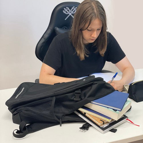 Mugursoma 30l - Melna Kruzzel