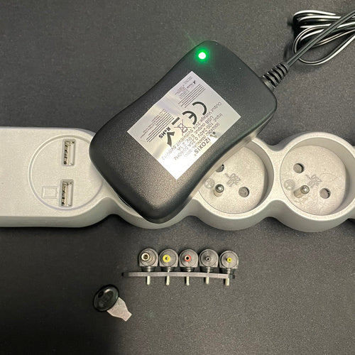 Izoxis 24262 universālais barošanas avots