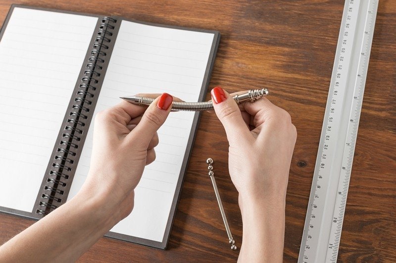 Fidget Think tintes pildspalva