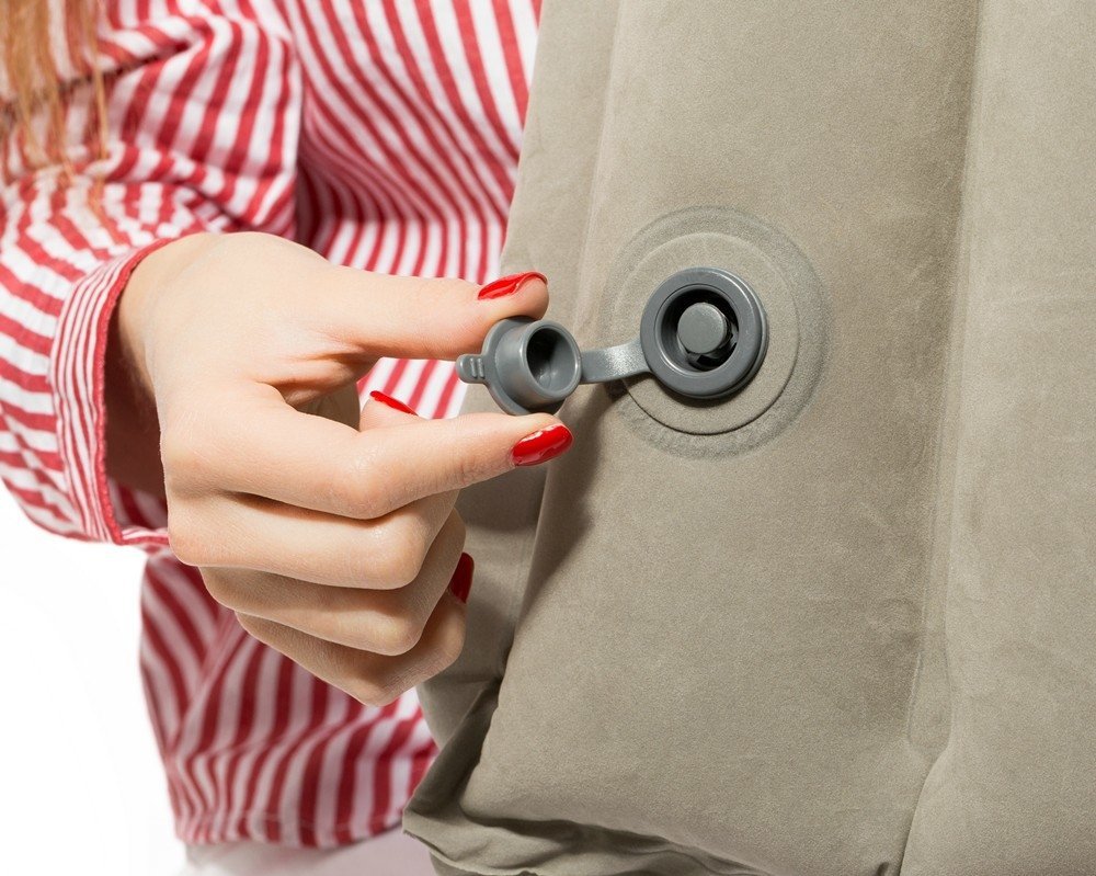 Piepūšams ceļojumu spilvens COMFORT