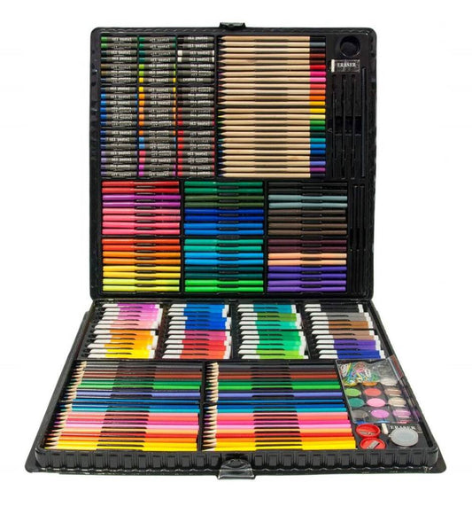 Mākslas komplekts ar 258 gab.