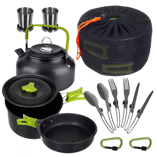 Virtuve ar piederumiem