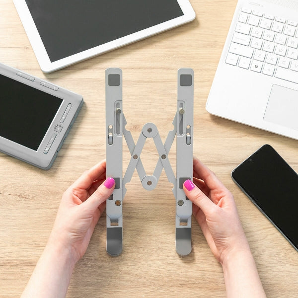 Salokāms un regulējams klēpjdatora statīvs