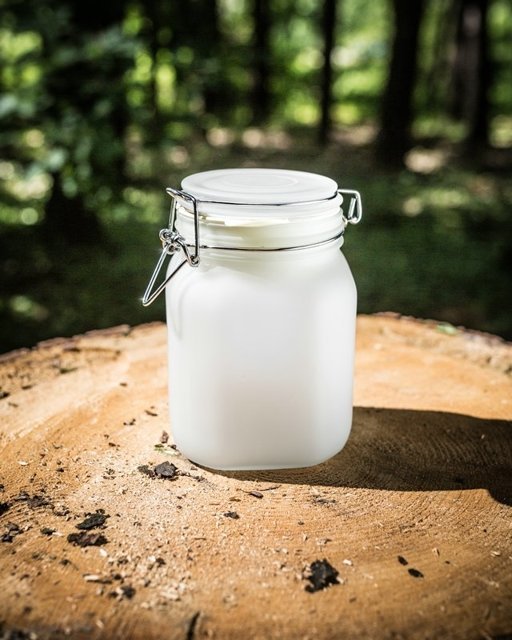 Lampa - burka ar saules paneli