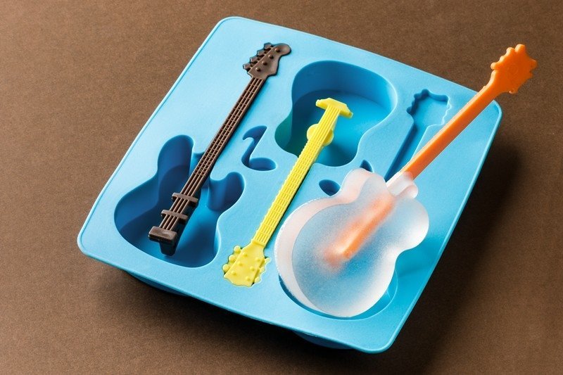 Ledus formu vieidne "Ģitāras"