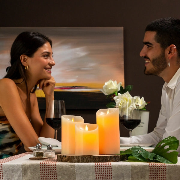 LED sveces ar vadības pūlti