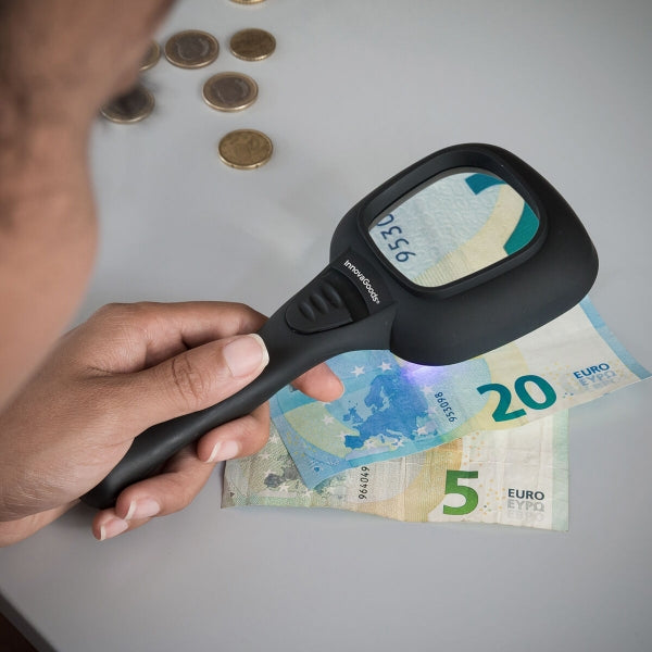 LED lupa ar ultravioleto gaismu