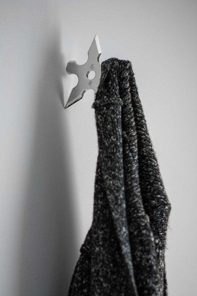 Ninja zvaigzne (SHURIKEN) sienas āķis