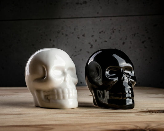 Sāls un piparu kratītāji SKULLS