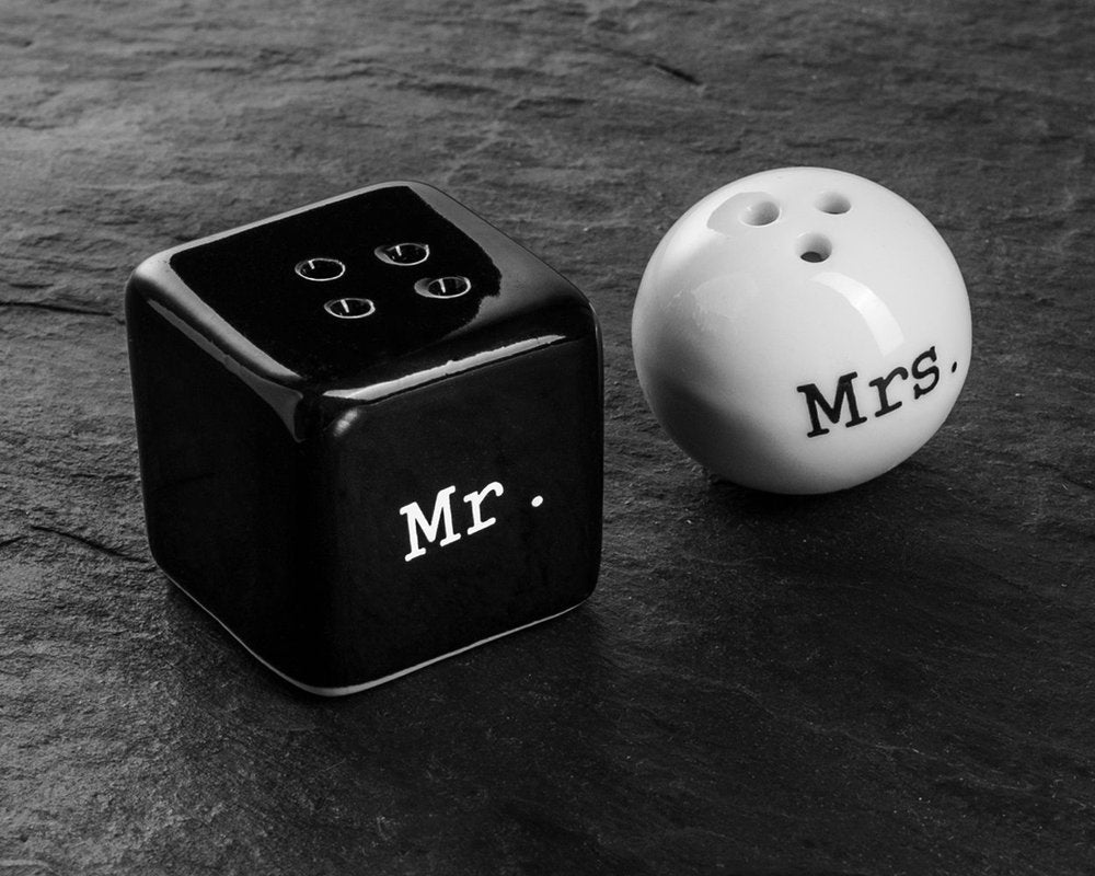 Sāls un piparu kratītāji MR. & MRS.